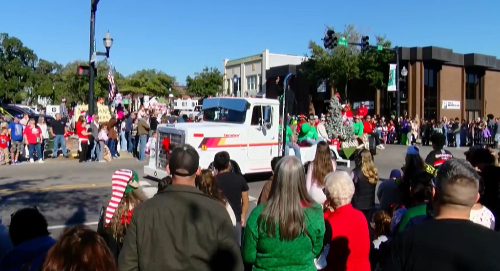 christmas parade 2025